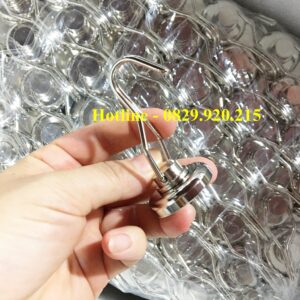 nam-cham-moc-xoay-tien-ich