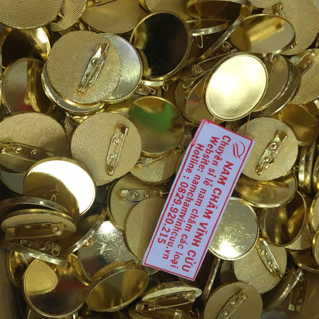 huy-hieu-tron-vang-sieu-re