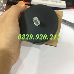 nam-cham-gan-mao-xe-oto