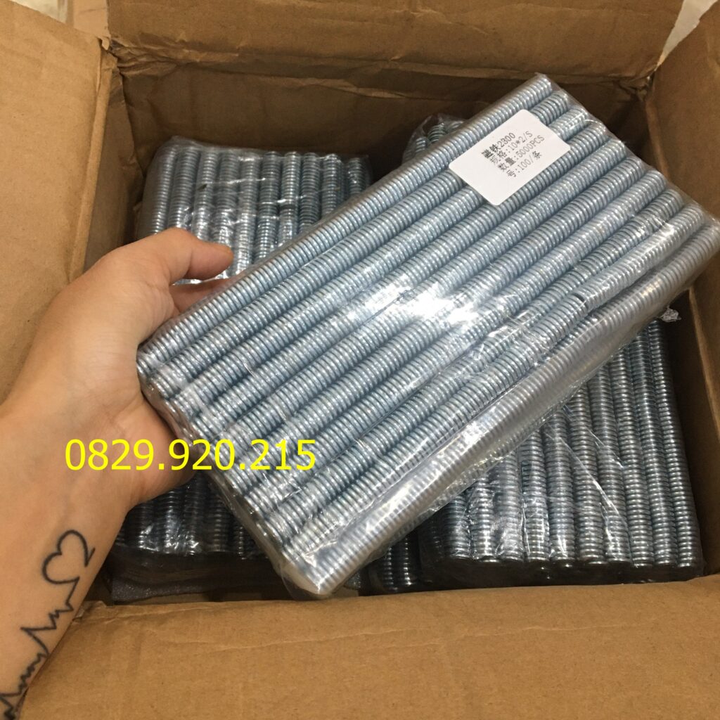 NAM-CHAM-1-MAT-GAN-HOP