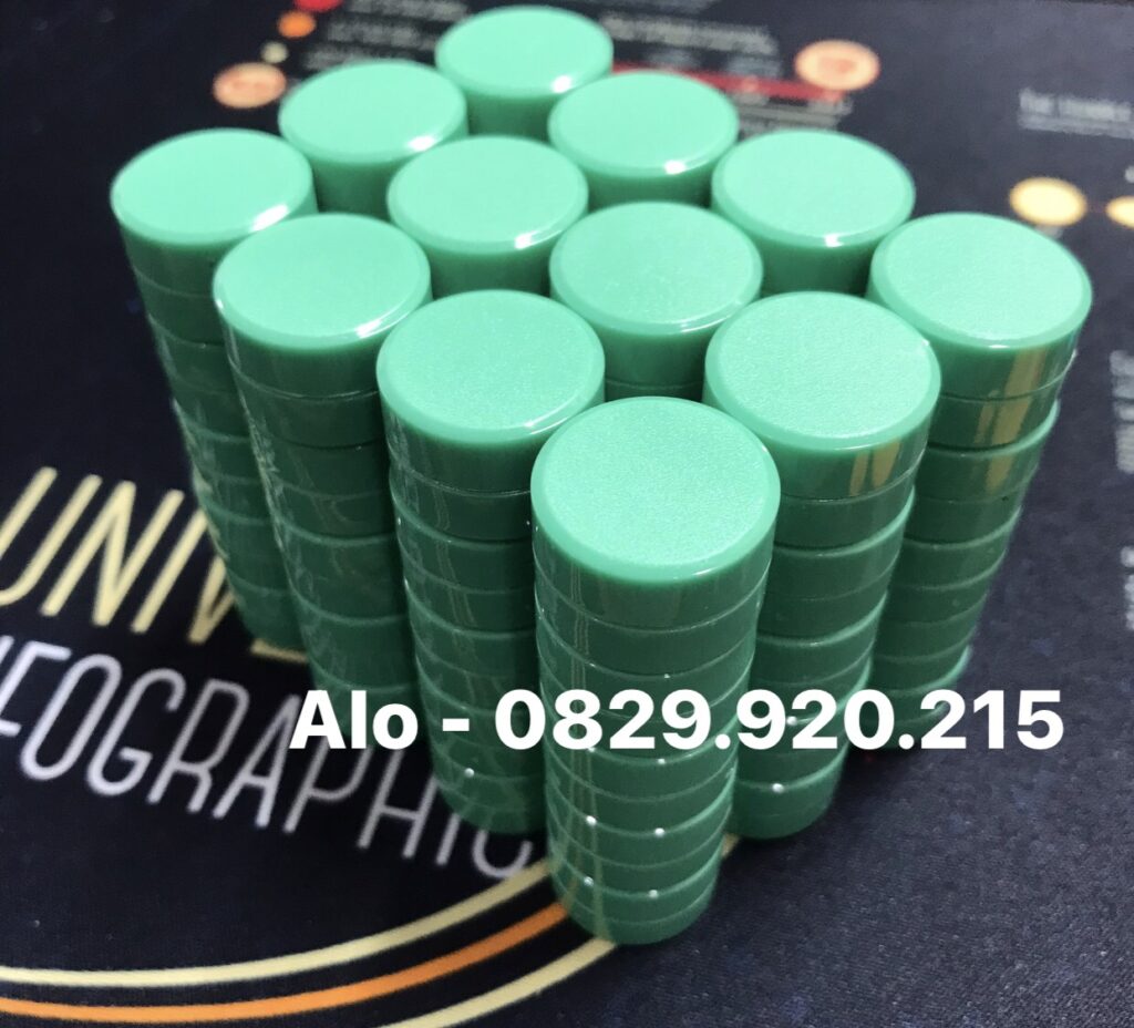 NAM CHÂM ĐÍNH BẢNG XANH LÁ CÂY